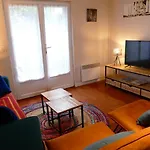 Nyaraló Netmust *