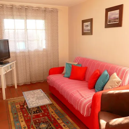 Netmust * سانت باليه سور مير