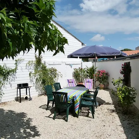 Holiday home Netmust *